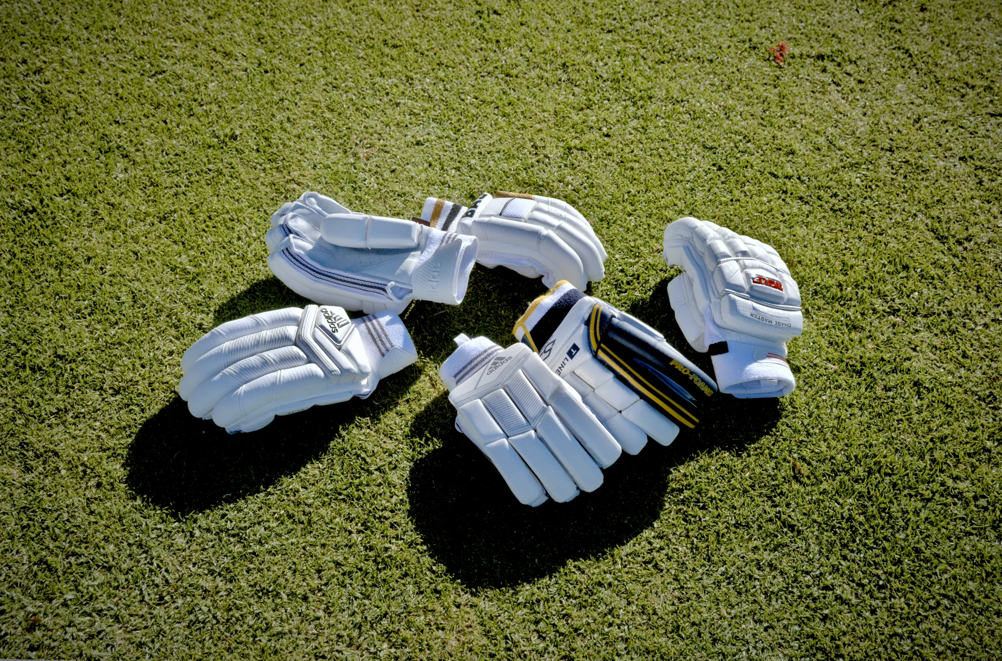 Adidas youth batting sales gloves