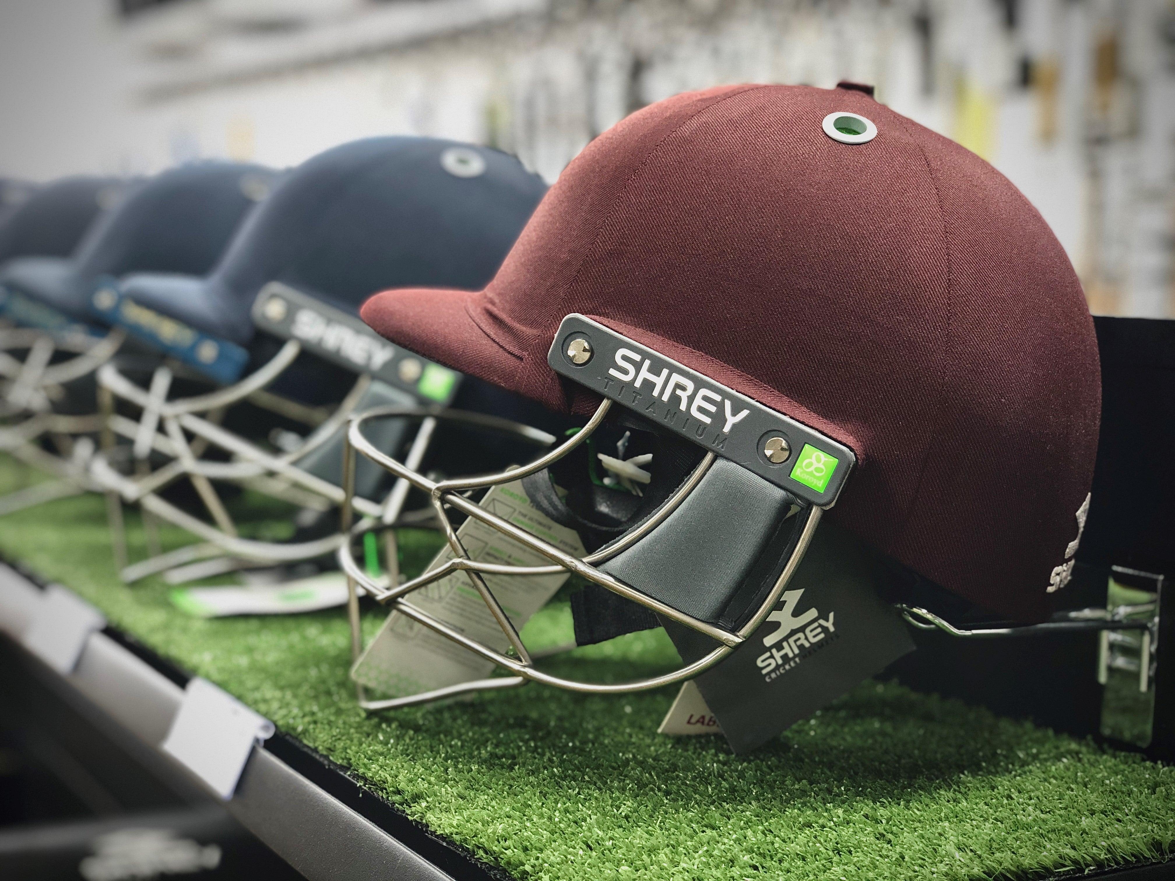 Choosing A Cricket Helmet - AT Sports