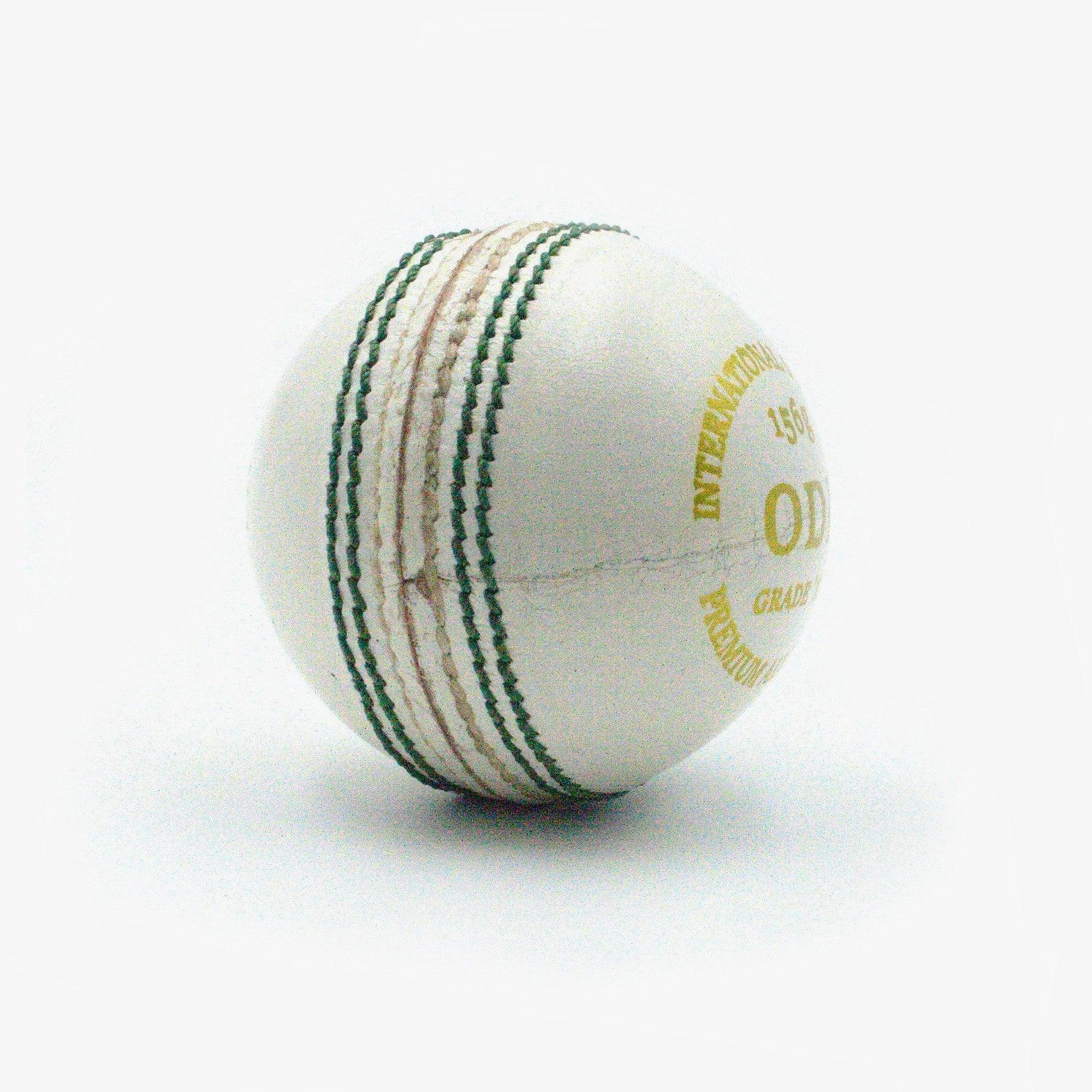 AT ODI WHITE 4pce 156g Cricket Ball - AT Sports